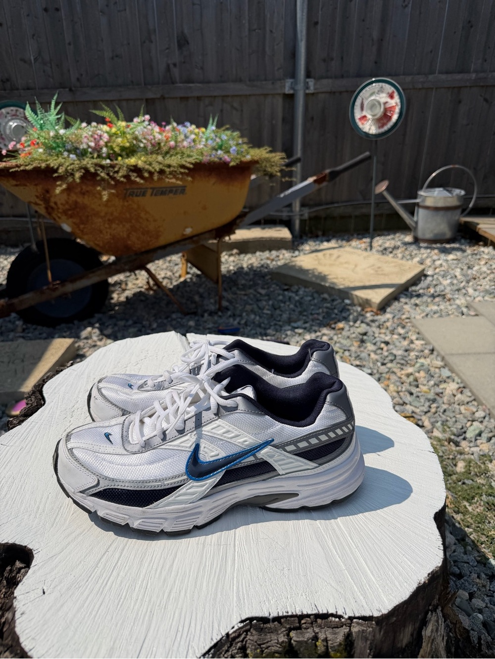 Nike Initiator